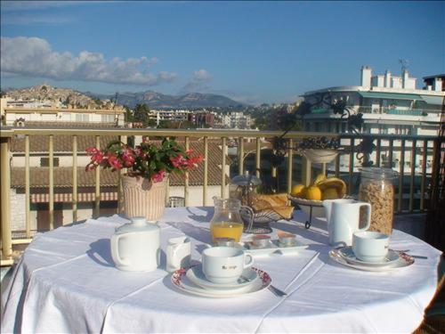 Le Brasilia Hotel Cagnes-sur-Mer Exterior photo